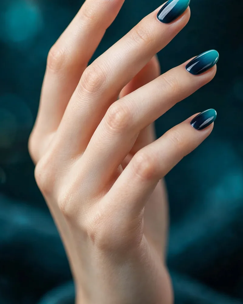 Two Tone Ombré Nails: 20 Color Combos, DIY Guide & Tips 14 two tone ombre nails